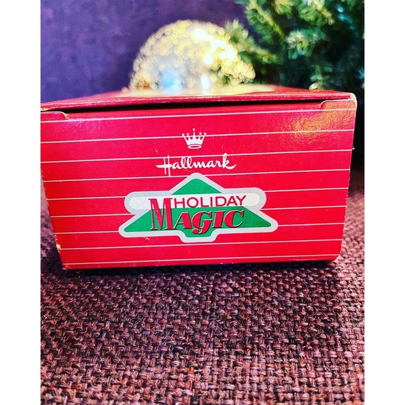 Vintage Hallmark Holiday Magic Chris Mouse Dreams 1986 - Picture 4 of 12